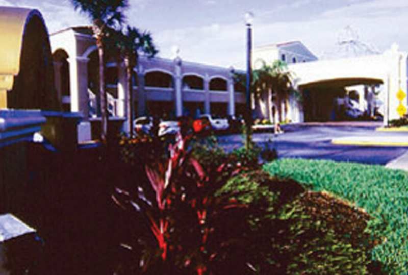 Howard Johnson By Wyndham Orlando-International Drive Exterior photo